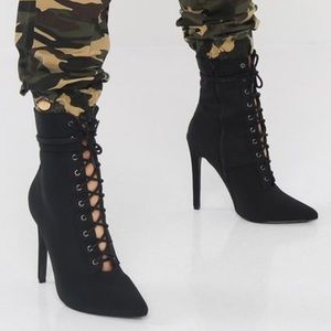 Lace-up Pointy Toe Ankle Boots
